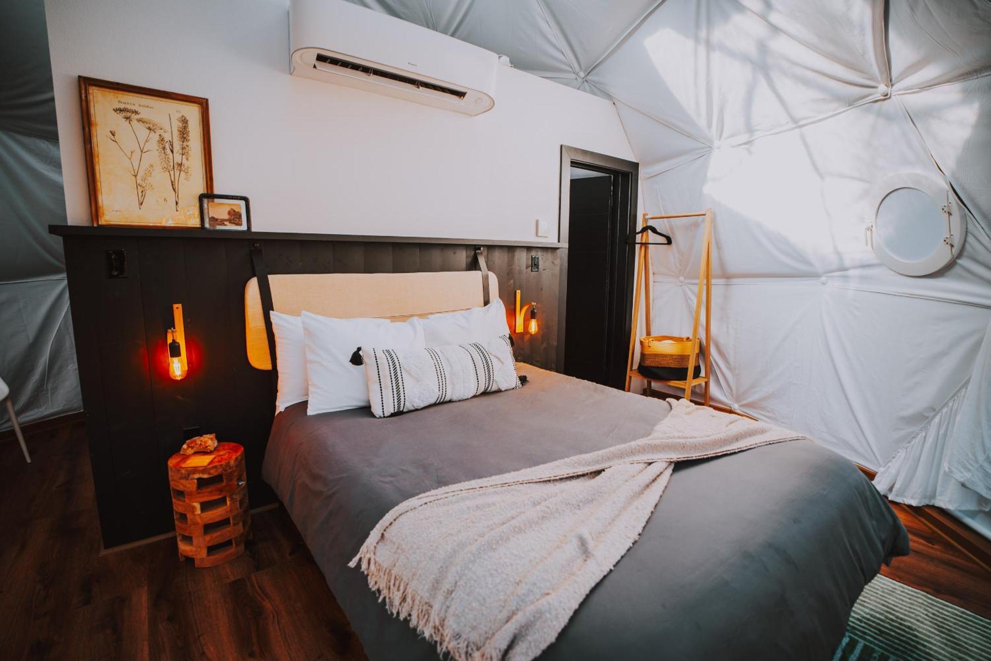 Hotel Starlight Haven Hot Springs Extérieur photo