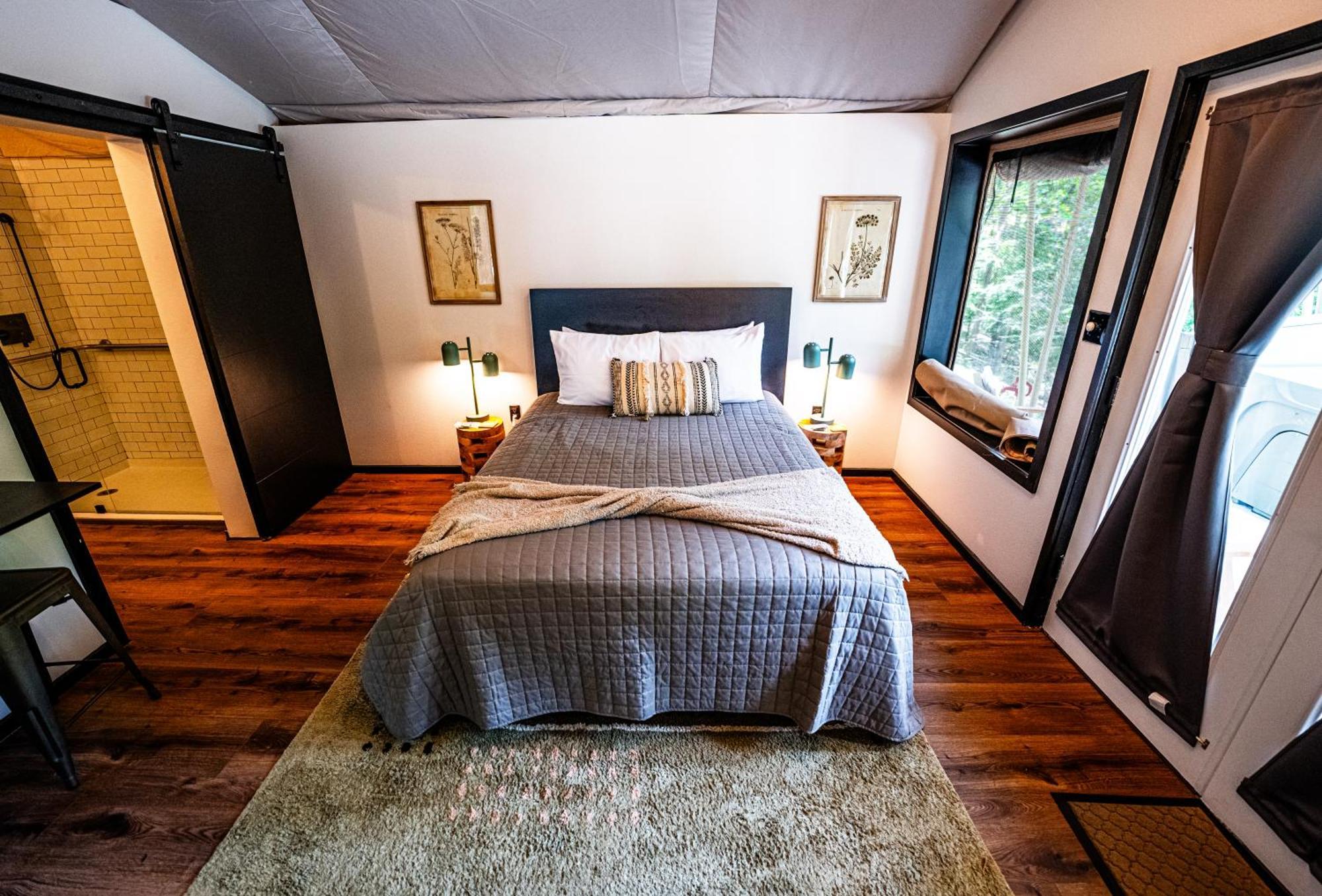 Hotel Starlight Haven Hot Springs Extérieur photo